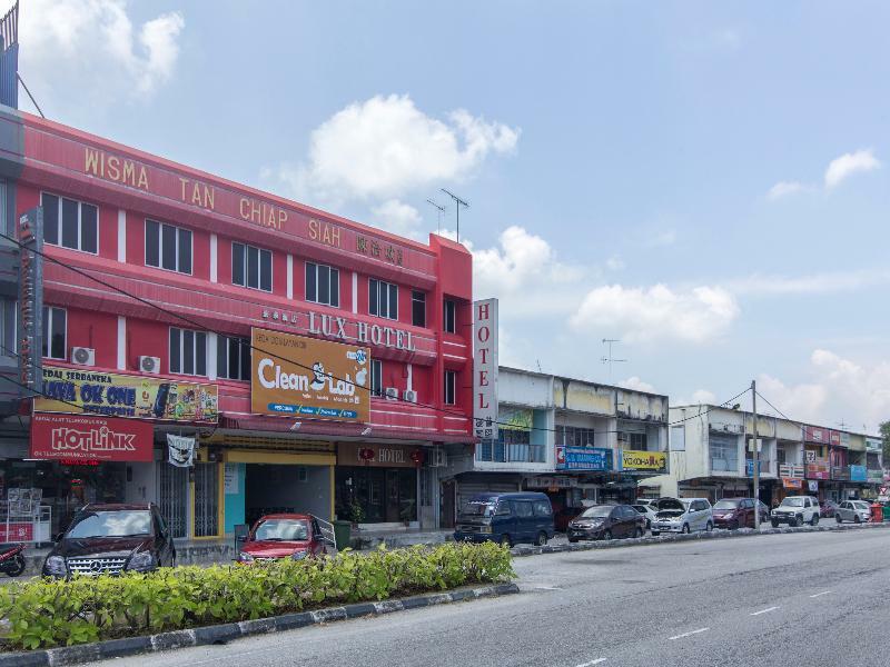 Lux Hotel Teluk Intan Extérieur photo