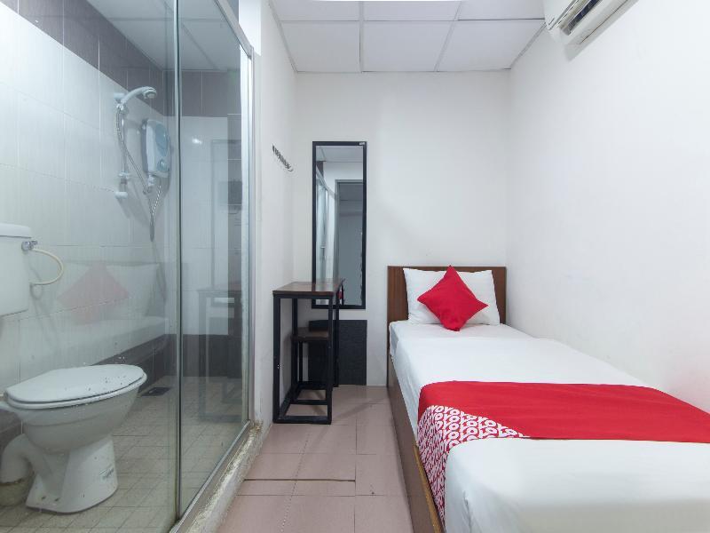 Lux Hotel Teluk Intan Extérieur photo