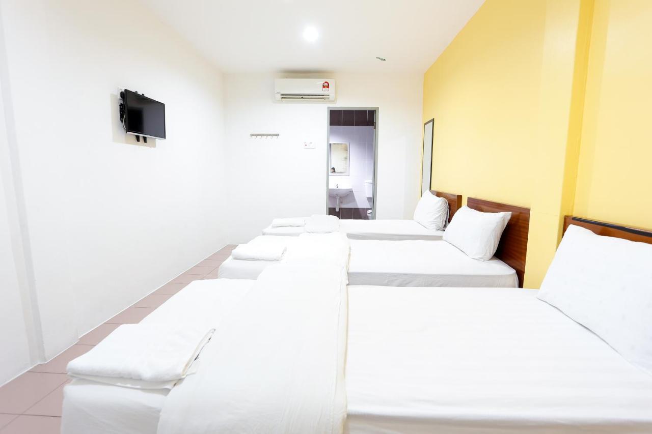 Lux Hotel Teluk Intan Extérieur photo